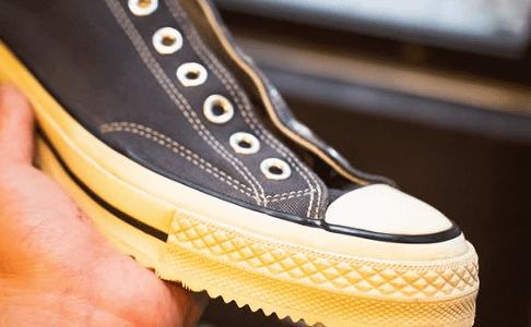 きついスニーカーを快適に！馴染むまでの期間と対処法