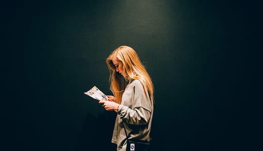 カラーやり直しを別の美容院で！修正依頼のコツと最適な美容院の選び方