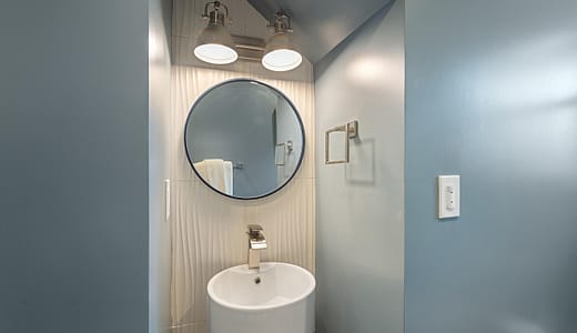 お風呂にマグネット式の鏡はデメリットが少ない？便利そうだけど意外な落とし穴も…