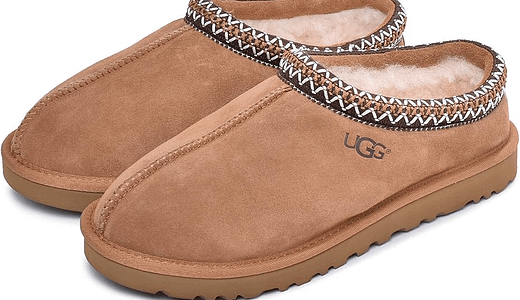 UGGのスリッポンはダサい？アンケートで判明した驚きの結果と誰も教えてくれないおしゃれコーデの秘密
